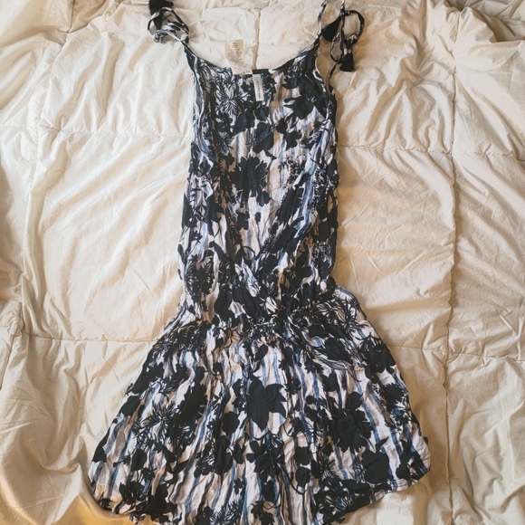 Lucky brand swimsuit cover up size M - Picture 1 of 2